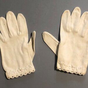 VINTAGE MID CENTURY LADIES DRESS GLOVES KENNEDY FORMAL WEDDING TEA PARTY
